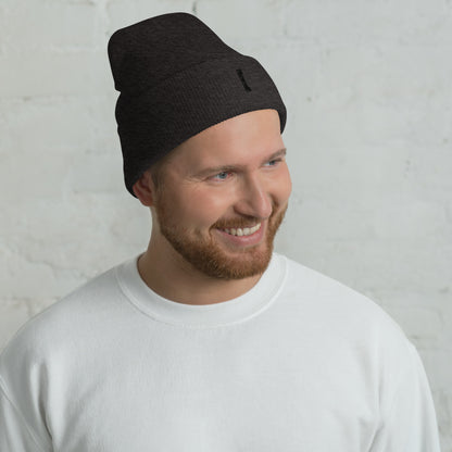 Hamburg Beanie mit schwarzem Icon Stick – Deine Stadt. Dein Style. Dein Winter.